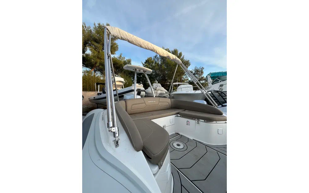 slider 7 Grand Golden Line G650