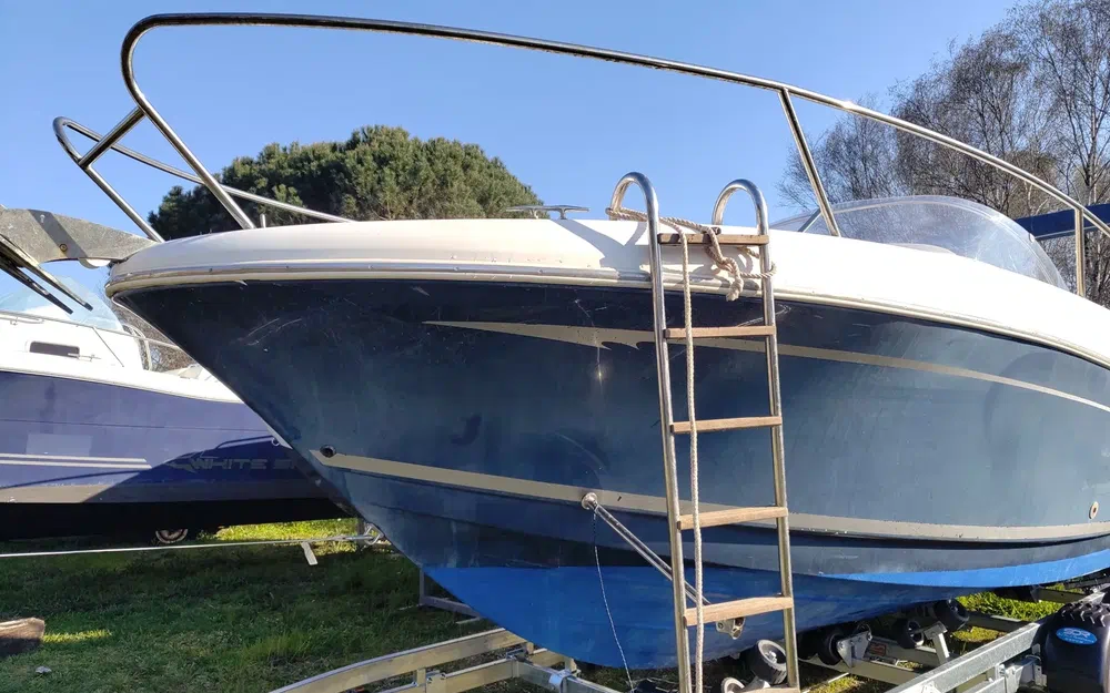 slider 9 Jeanneau Cap Camarat 755 WA