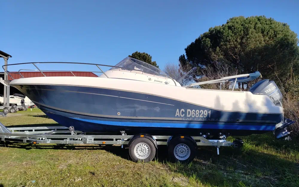 slider 7 Jeanneau Cap Camarat 755 WA