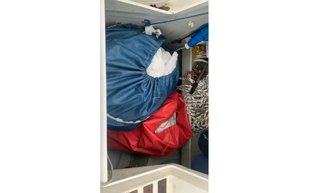 slider 10 Beneteau Oceanis 300