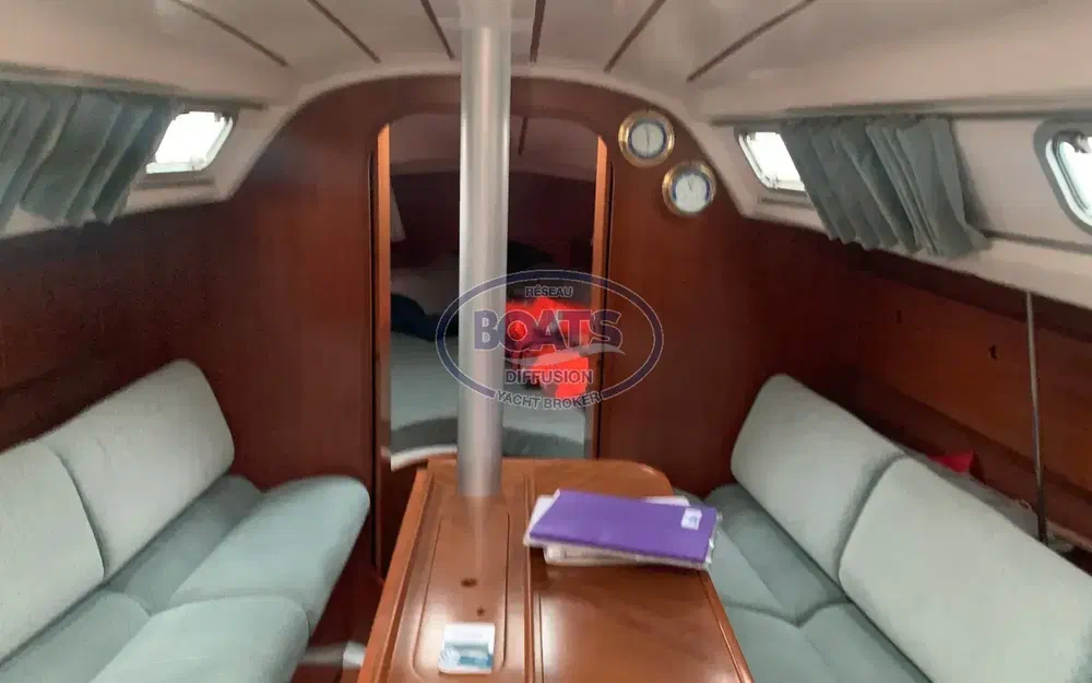 slider 2 Beneteau Oceanis 300