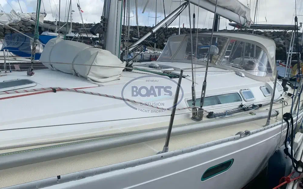 slider 4 Jeanneau Sun Fast 42