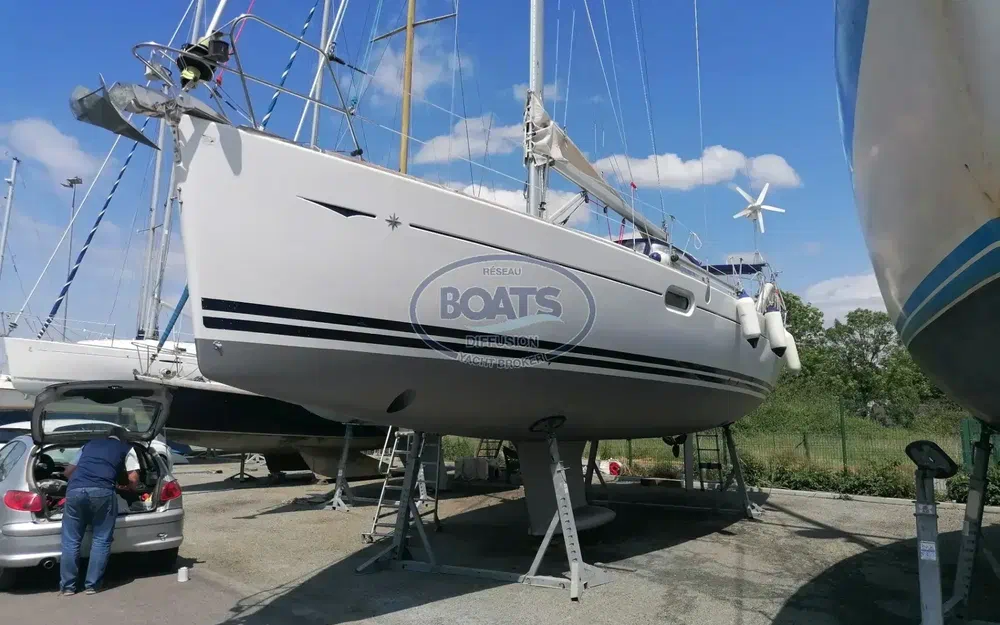 slider 13 Jeanneau Sun Odyssey 42 i