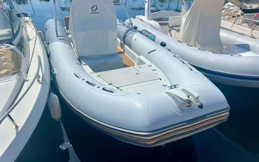 slider 7 Zodiac Medline 660