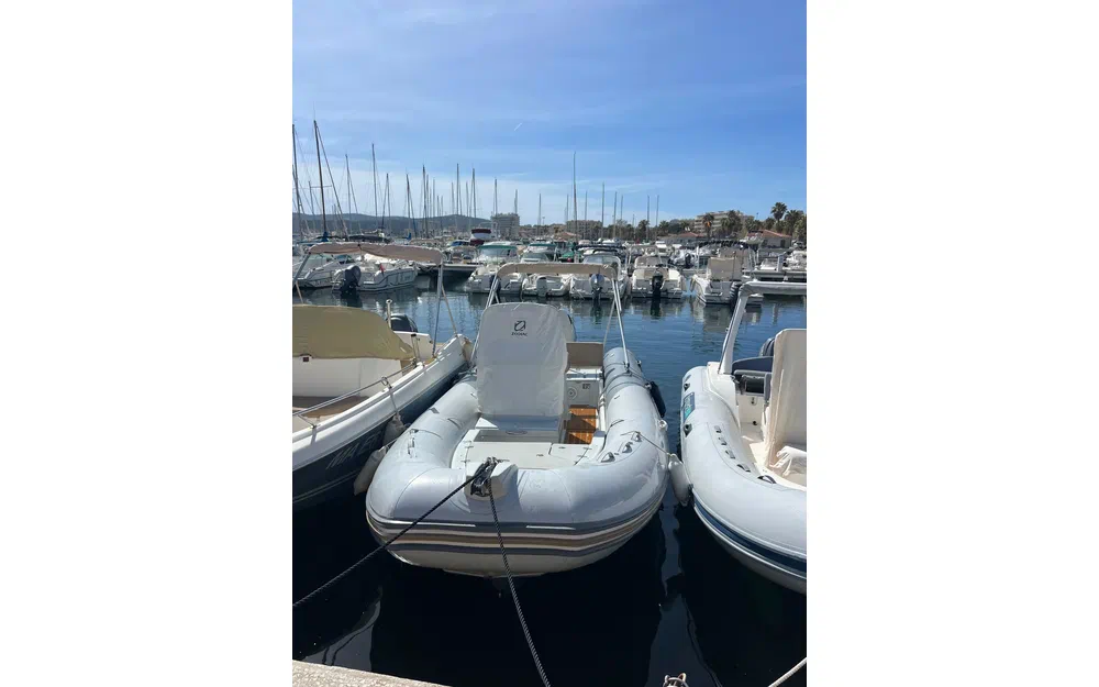 slider 8 Zodiac Medline 660