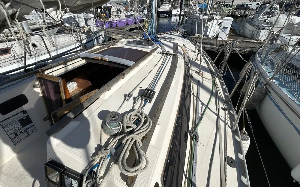 slider 7 Jeanneau Attalia