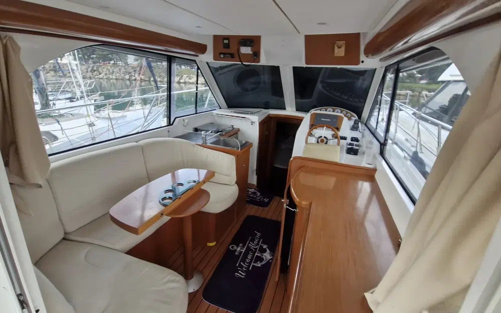 slider 13 Beneteau Antares 980