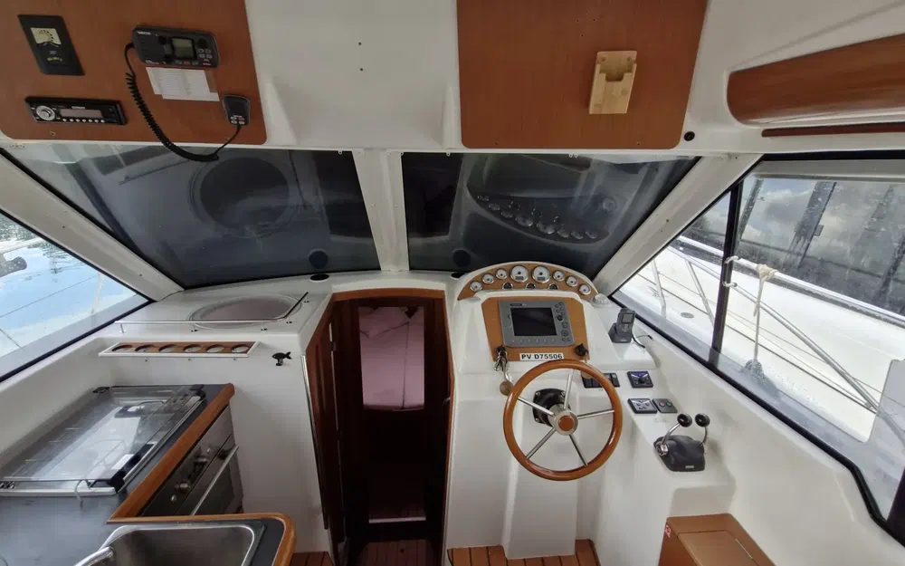 slider 18 Beneteau Antares 980