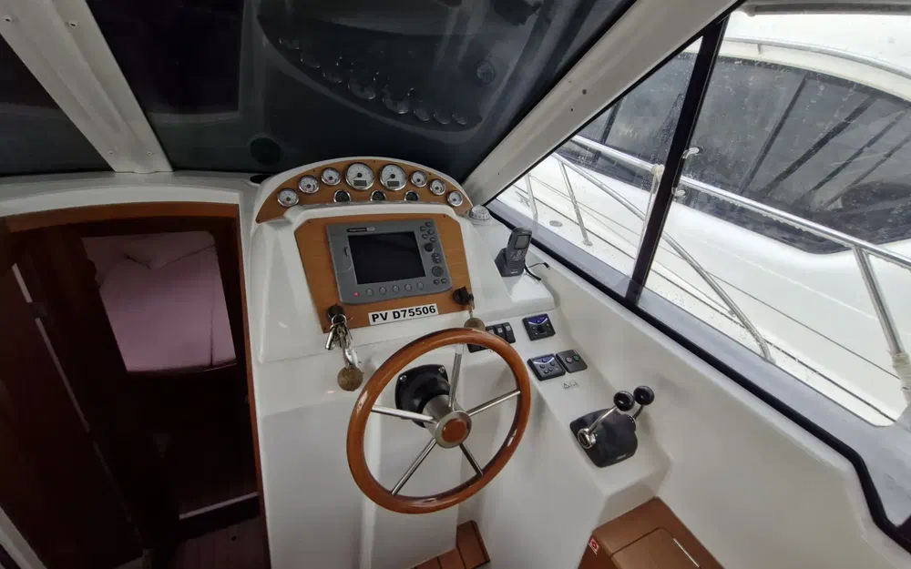 slider 19 Beneteau Antares 980