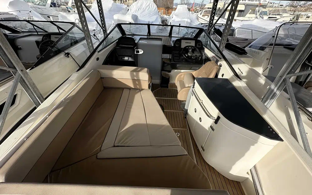 slider 4 Quicksilver Activ 755 Cruiser