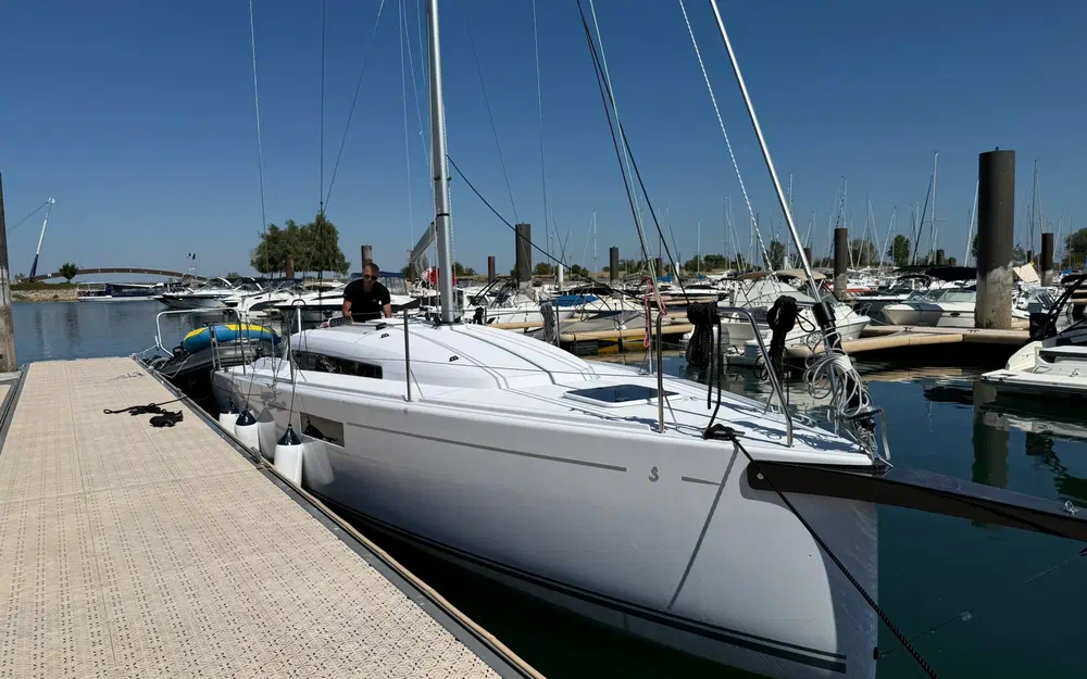slider 0 Beneteau First 30