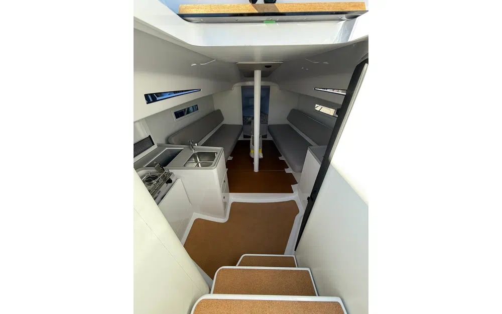 slider 6 Beneteau First 30