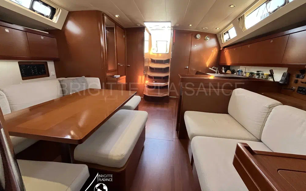 slider 9 Beneteau Oceanis 45