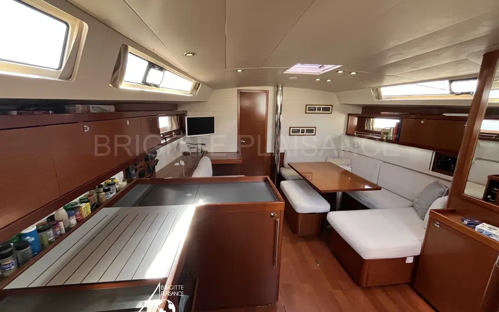 slider 2 Beneteau Oceanis 45