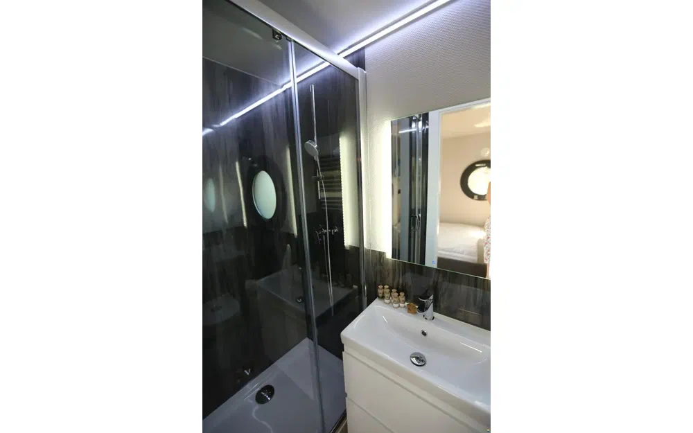 slider 9 La Mare Apartboat M