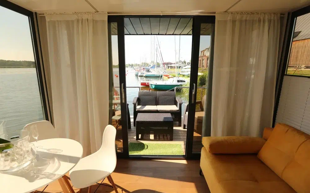 slider 4 La Mare Apartboat M