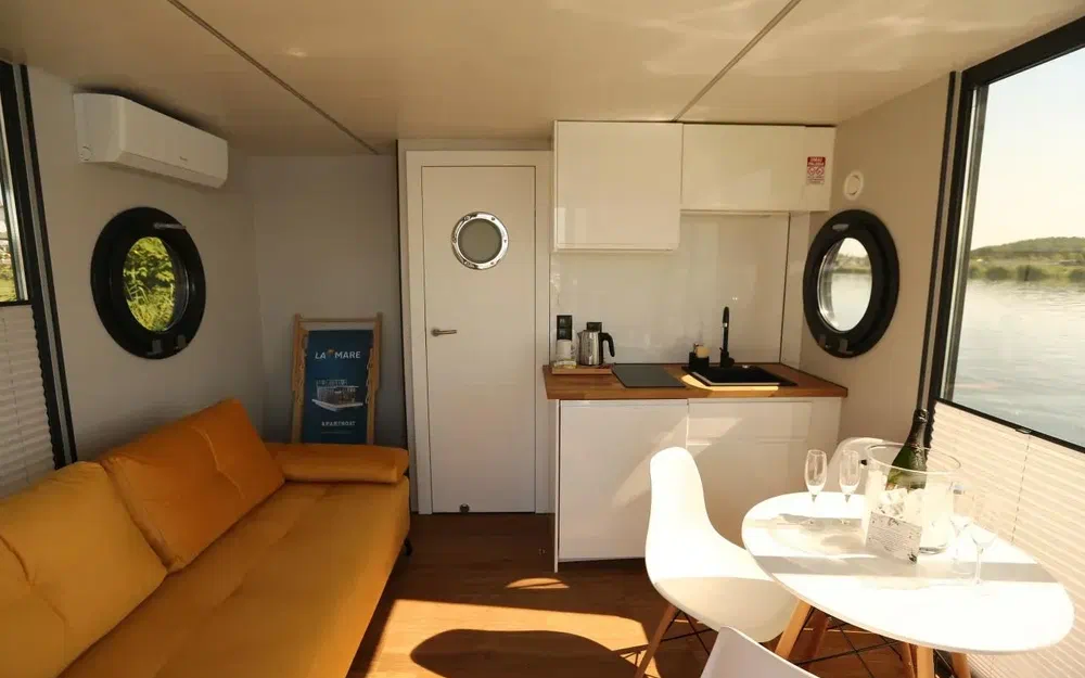 slider 8 La Mare Apartboat M