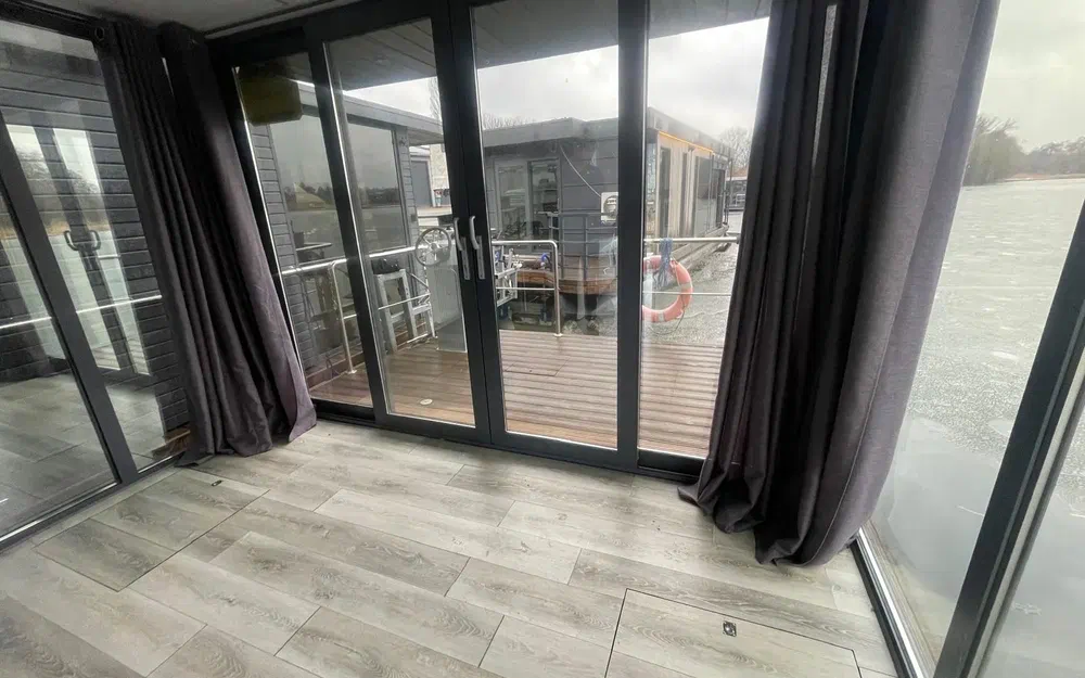 slider 16 La Mare Apartboat M