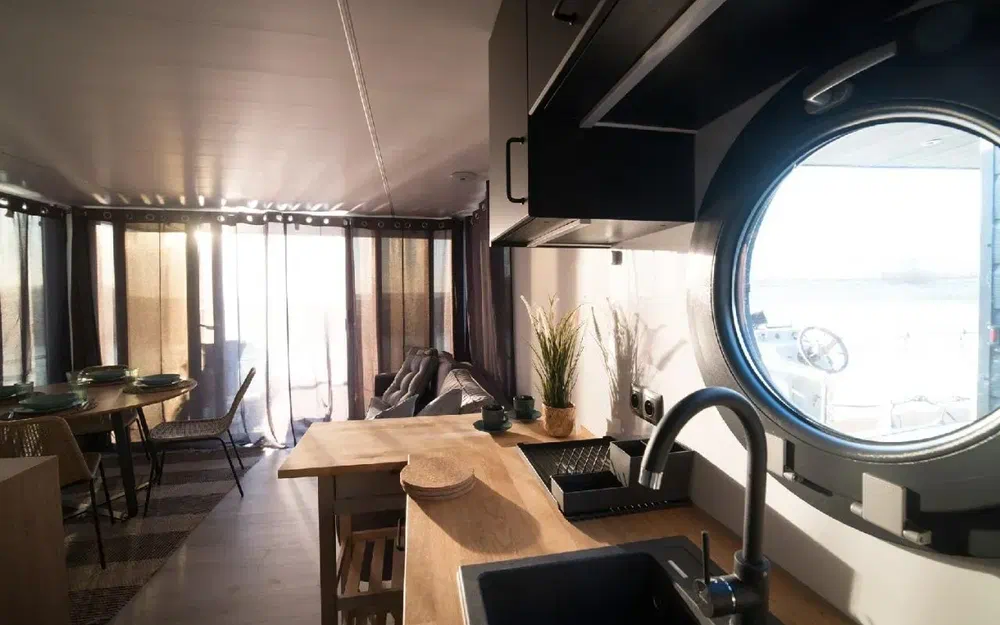 slider 6 La Mare Apartboat M