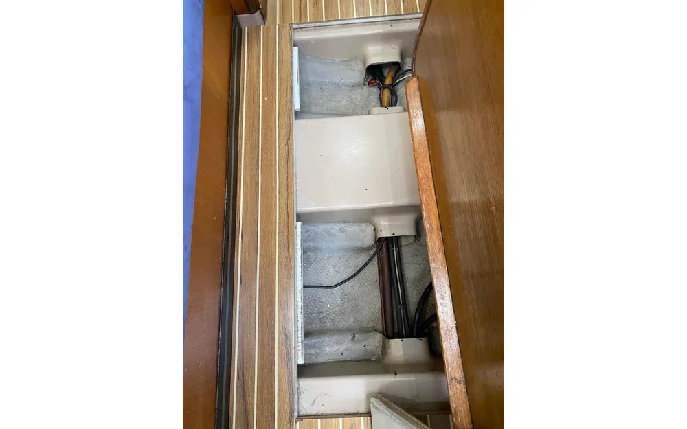 slider 9 Beneteau Oceanis 390