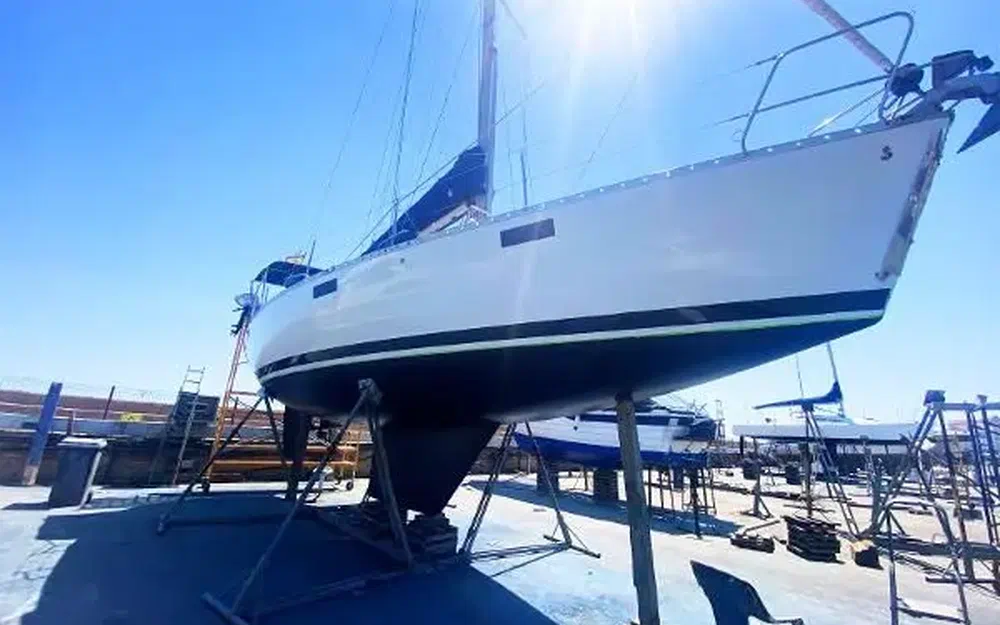 slider 2 Beneteau Oceanis 390
