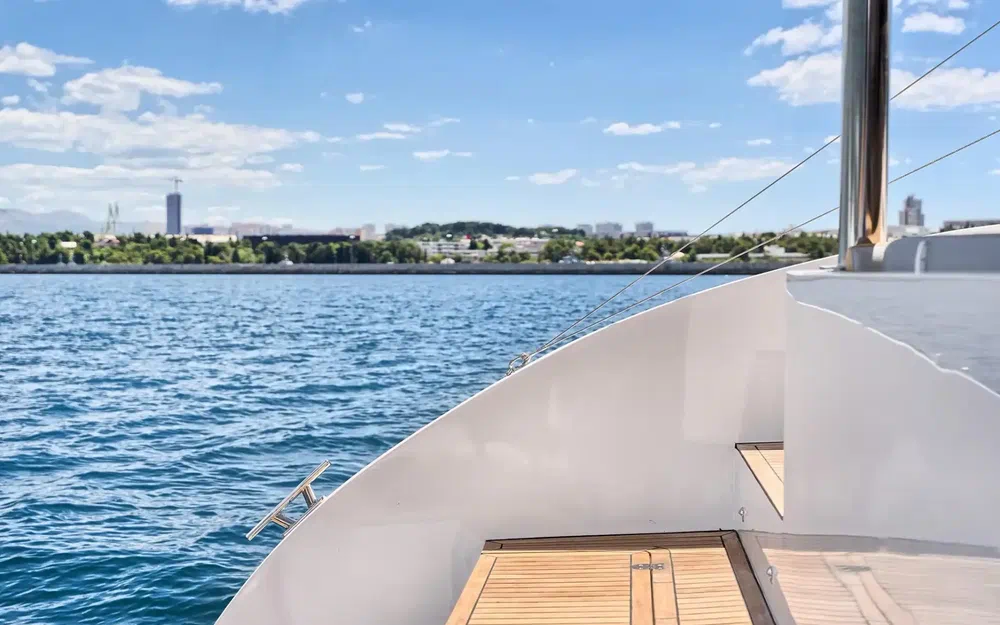 slider 22 Catamaran Luna 49 gold