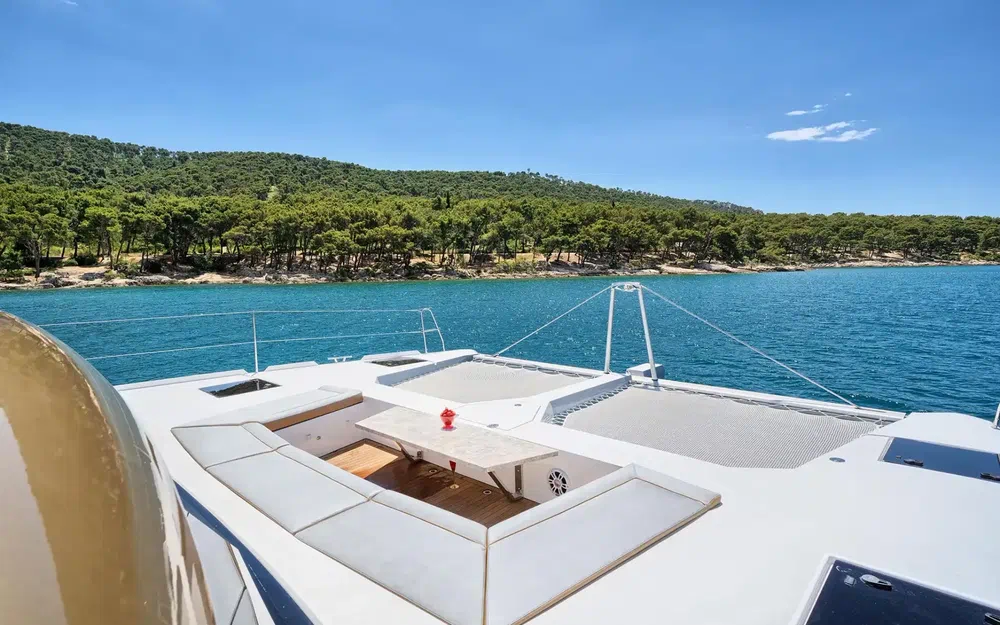 slider 44 Catamaran Luna 49 gold