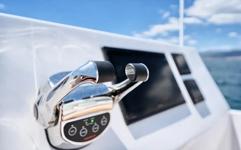 slider 45 Catamaran Luna 49 gold