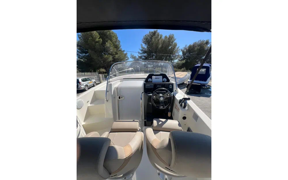 slider 14 Quicksilver Activ 755 Sundeck