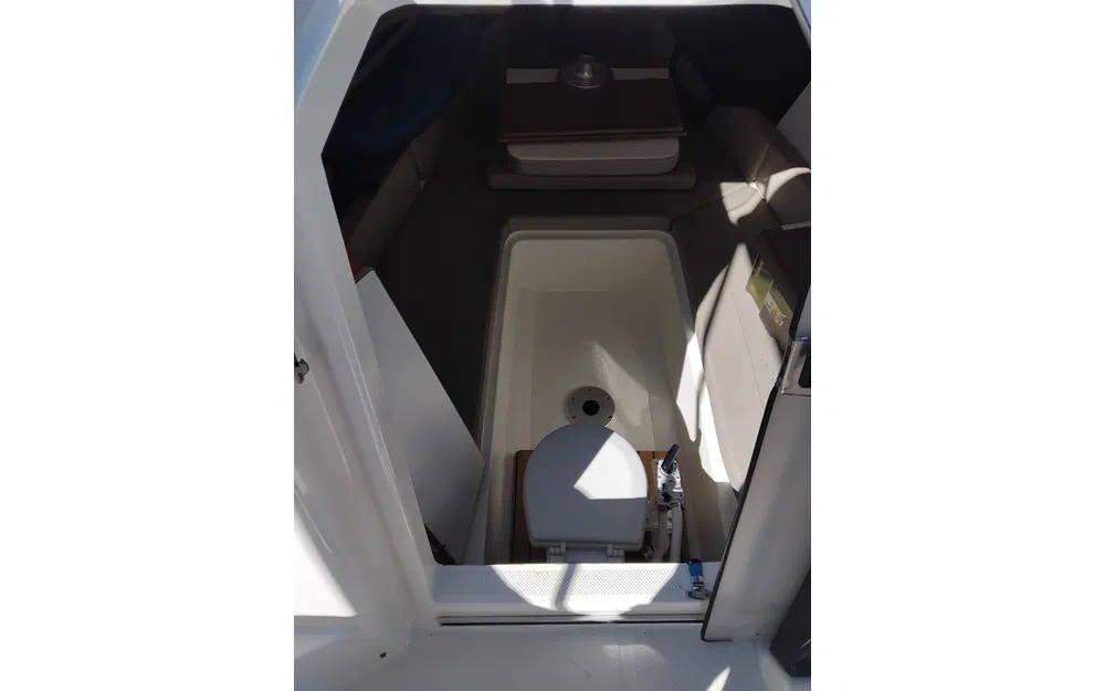 slider 15 Quicksilver Activ 755 Sundeck