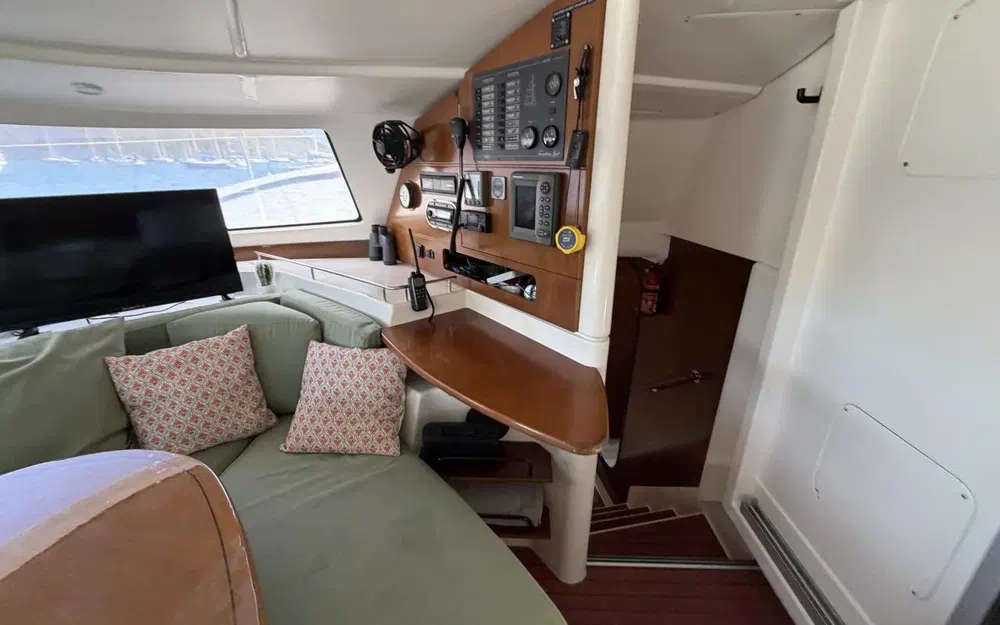 slider 25 Fountaine Pajot Lavezzi 40