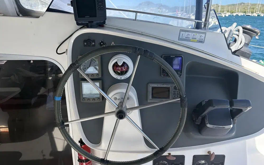 slider 5 Fountaine Pajot Lavezzi 40