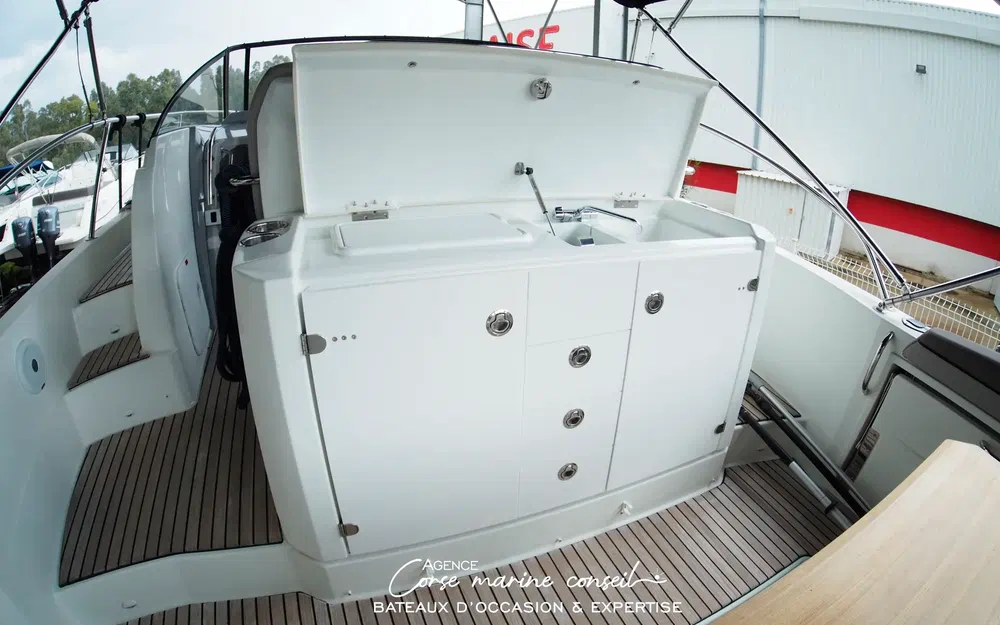 slider 12 Jeanneau Cap Camarat 10.5 WA