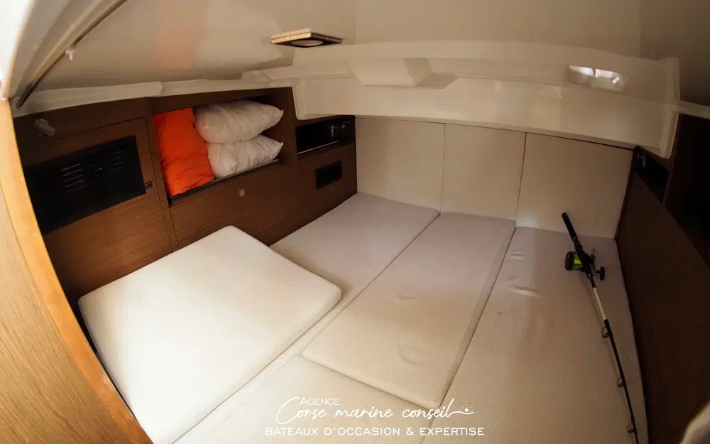 slider 18 Jeanneau Cap Camarat 10.5 WA