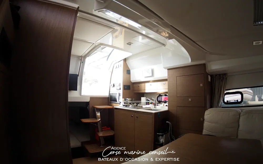 slider 21 Jeanneau Cap Camarat 10.5 WA