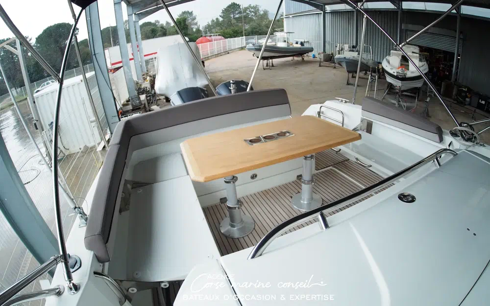 slider 2 Jeanneau Cap Camarat 10.5 WA