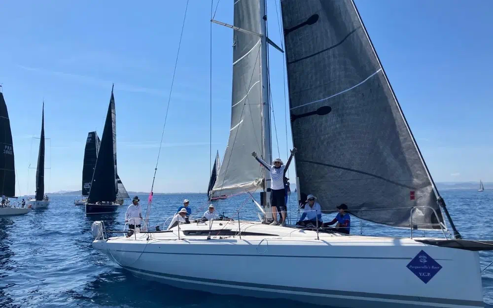 slider 4 Italia Yachts 11.98