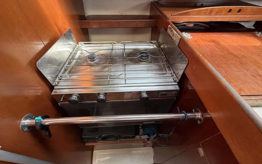 slider 19 Beneteau First 38s5