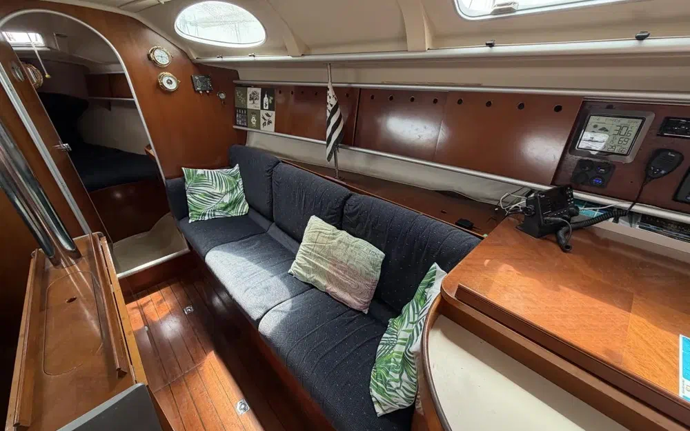 slider 21 Beneteau First 38s5