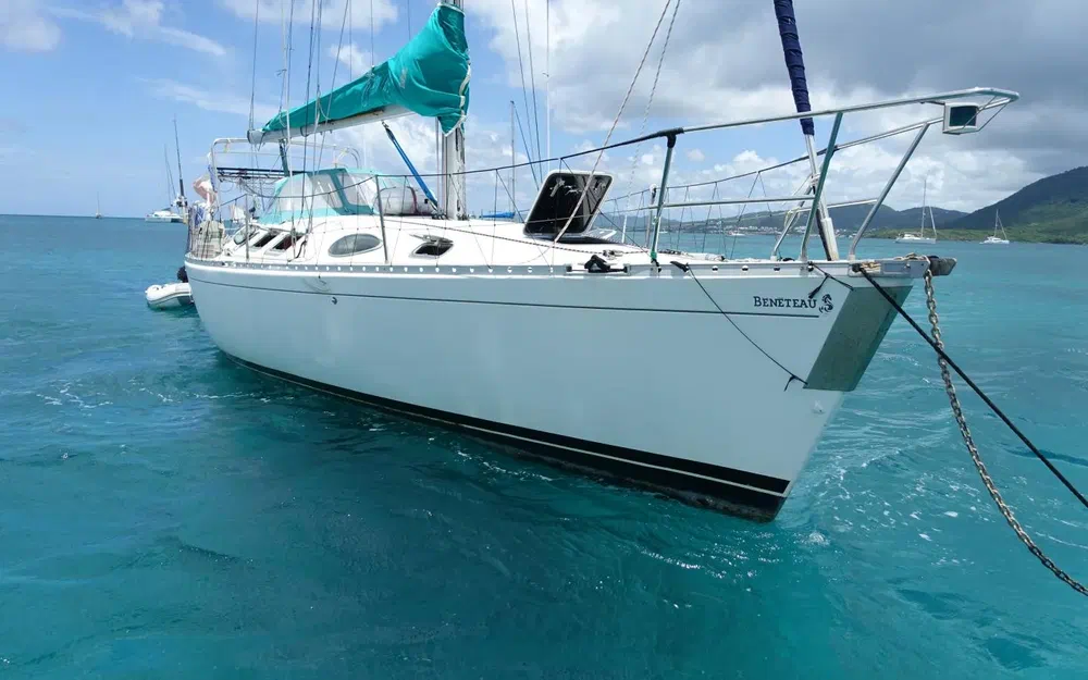slider 1 Beneteau First 38s5