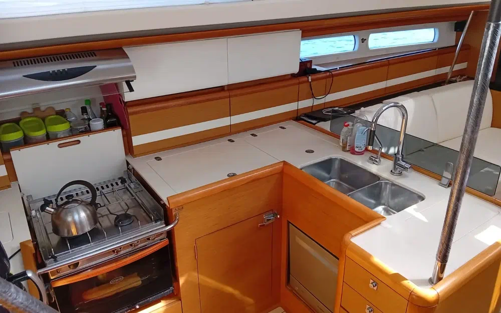 slider 40 Jeanneau 57