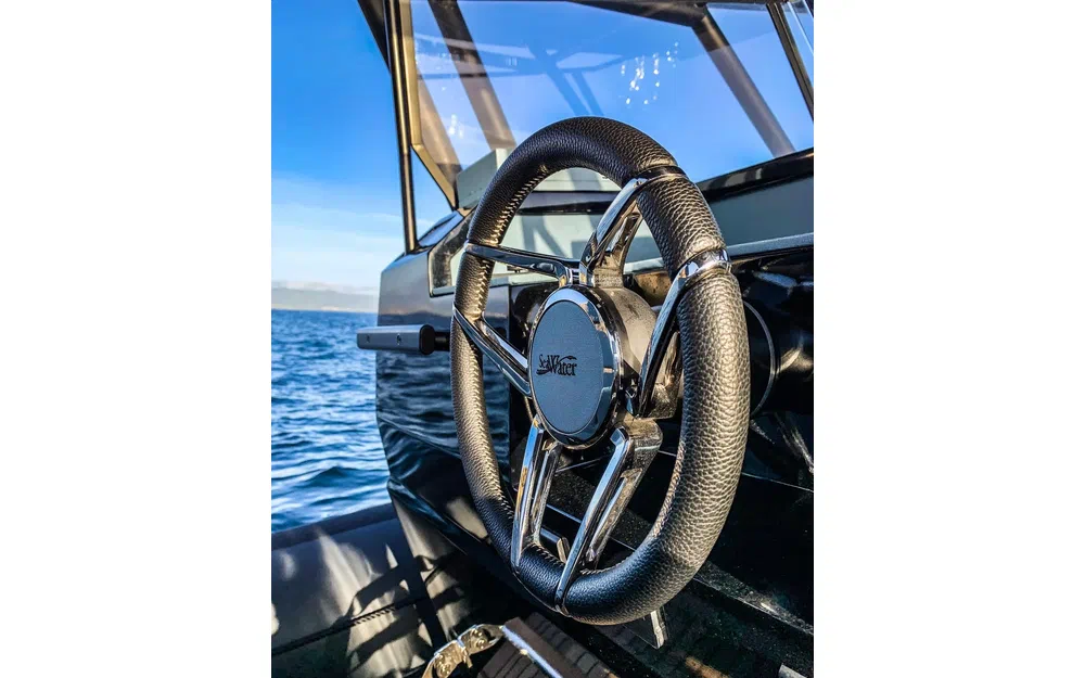 slider 6 Sea Water Phantom 300