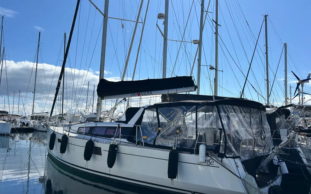 slider 0 Beneteau Sense 43