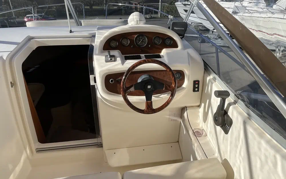 slider 5 Jeanneau Leader 805