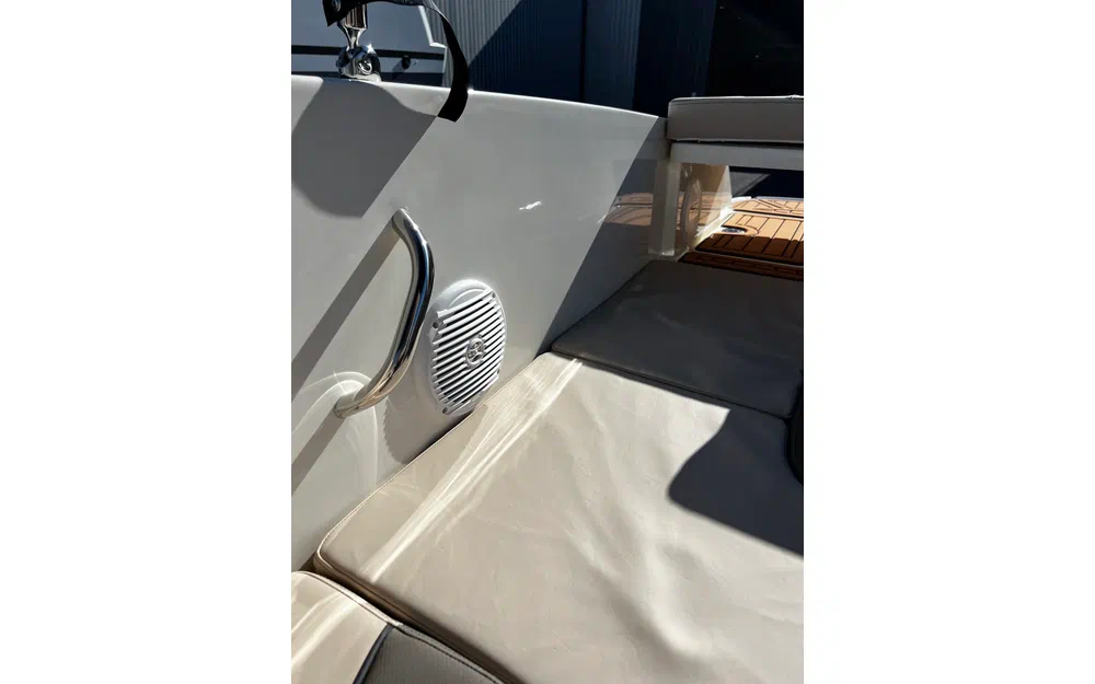 slider 13 Bayliner VR6 BOWRIDER OB