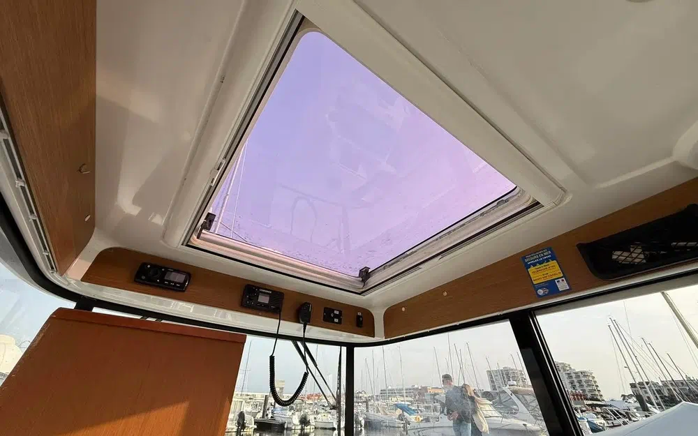 slider 11 Beneteau Barracuda 7