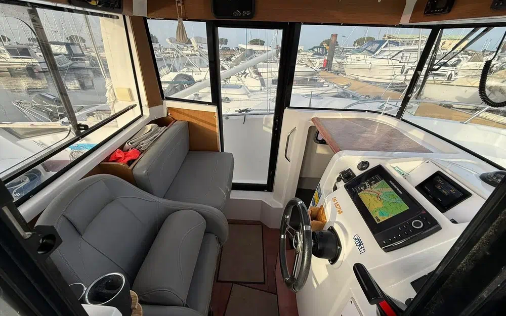 slider 15 Beneteau Barracuda 7