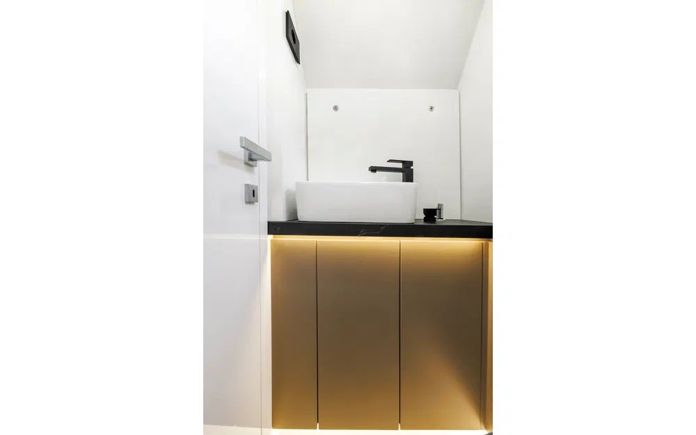 slider 9 Sea Water GHOST 420