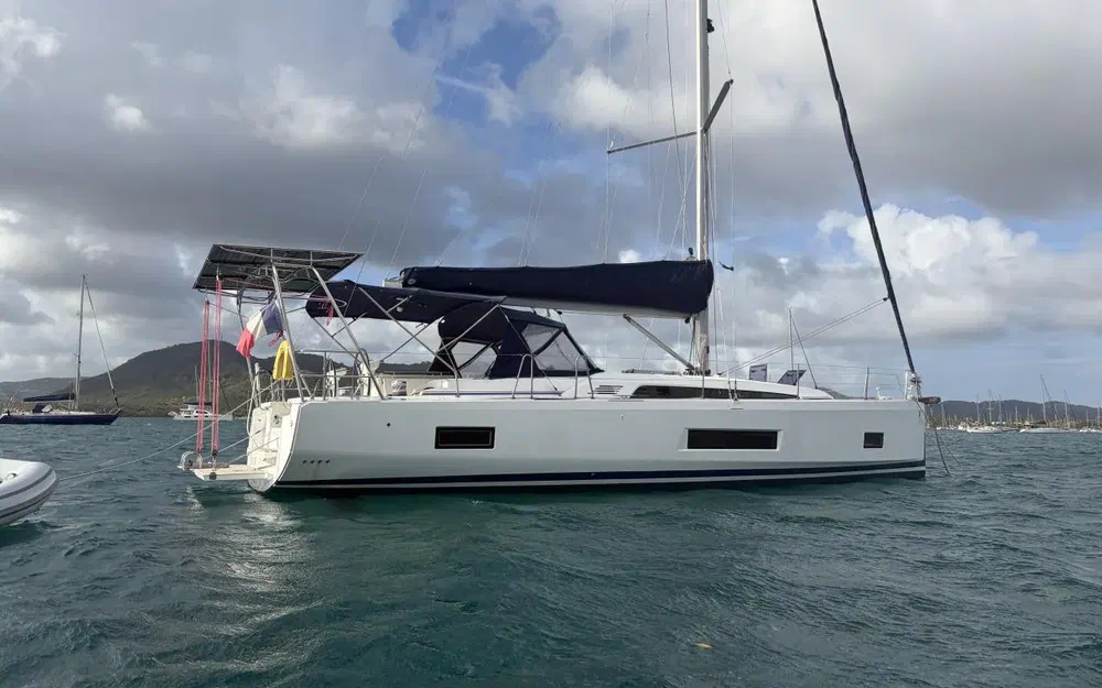 slider 1 Beneteau Oceanis 46.1