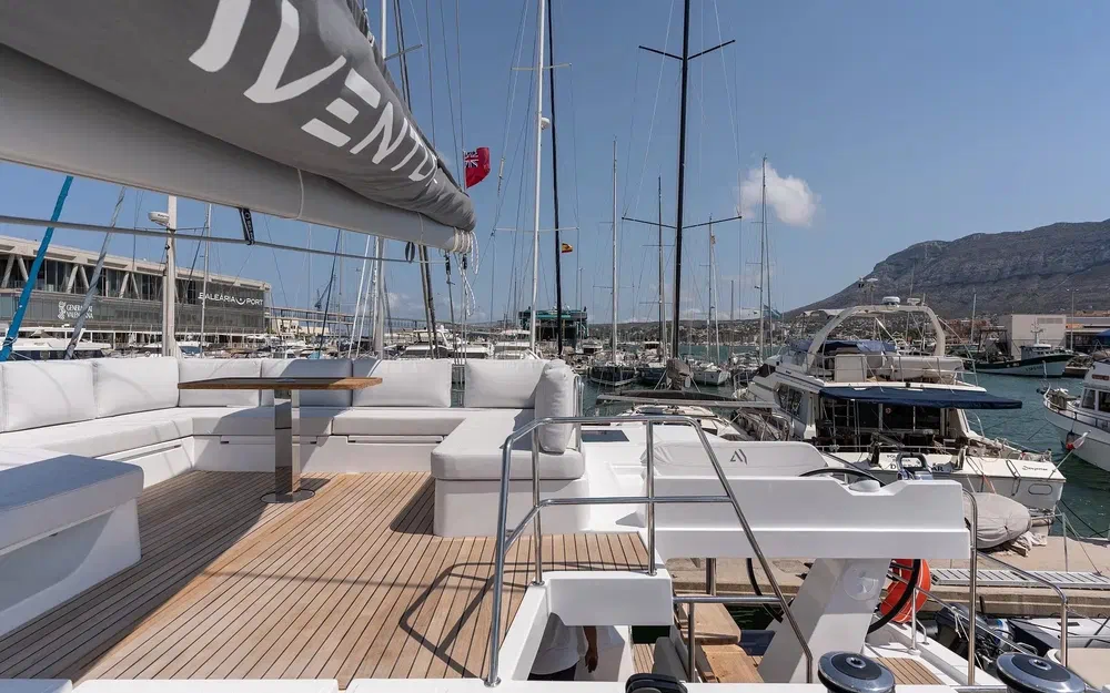 slider 3 Indigo Yacht 45